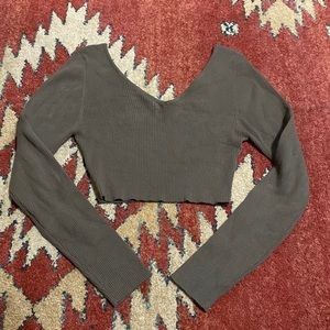 Love tree size large long sleeve crop top